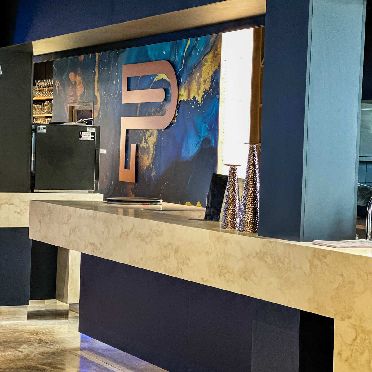 Bar palatium troyes